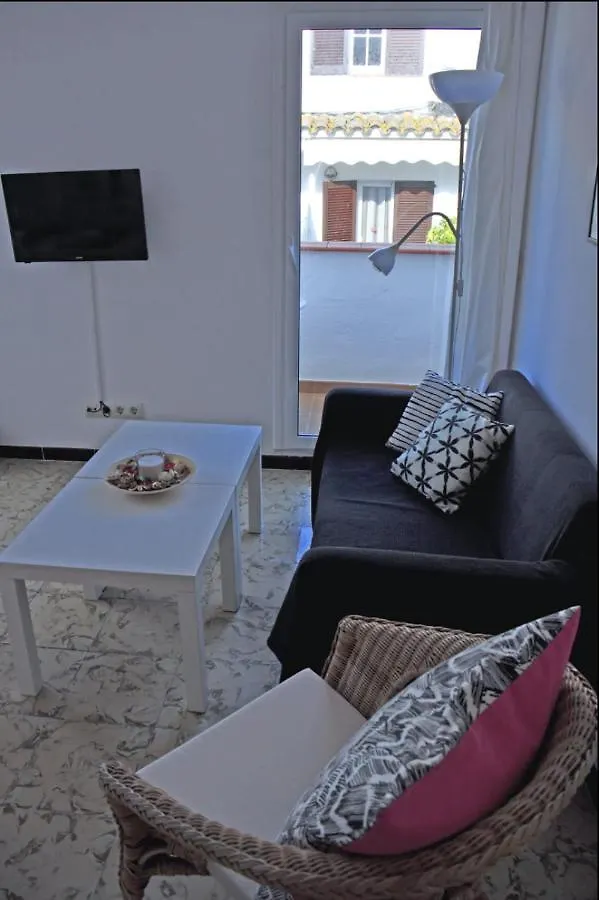 Lets Holidays Estolt Terrace Apartment Tossa de Mar